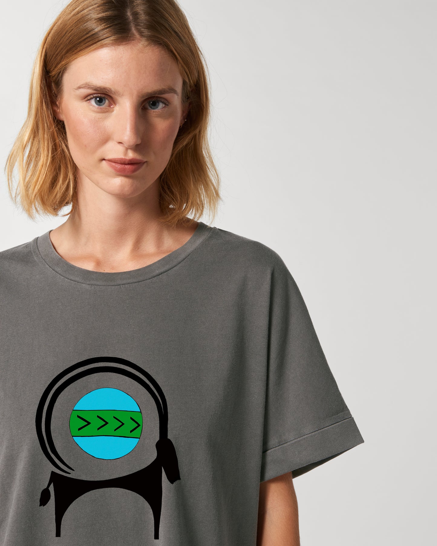 CAPRA-Vintage Over-sized T-shirt , Vegan T-shirt in Cotton - AFROZAN FASHION HOUSE