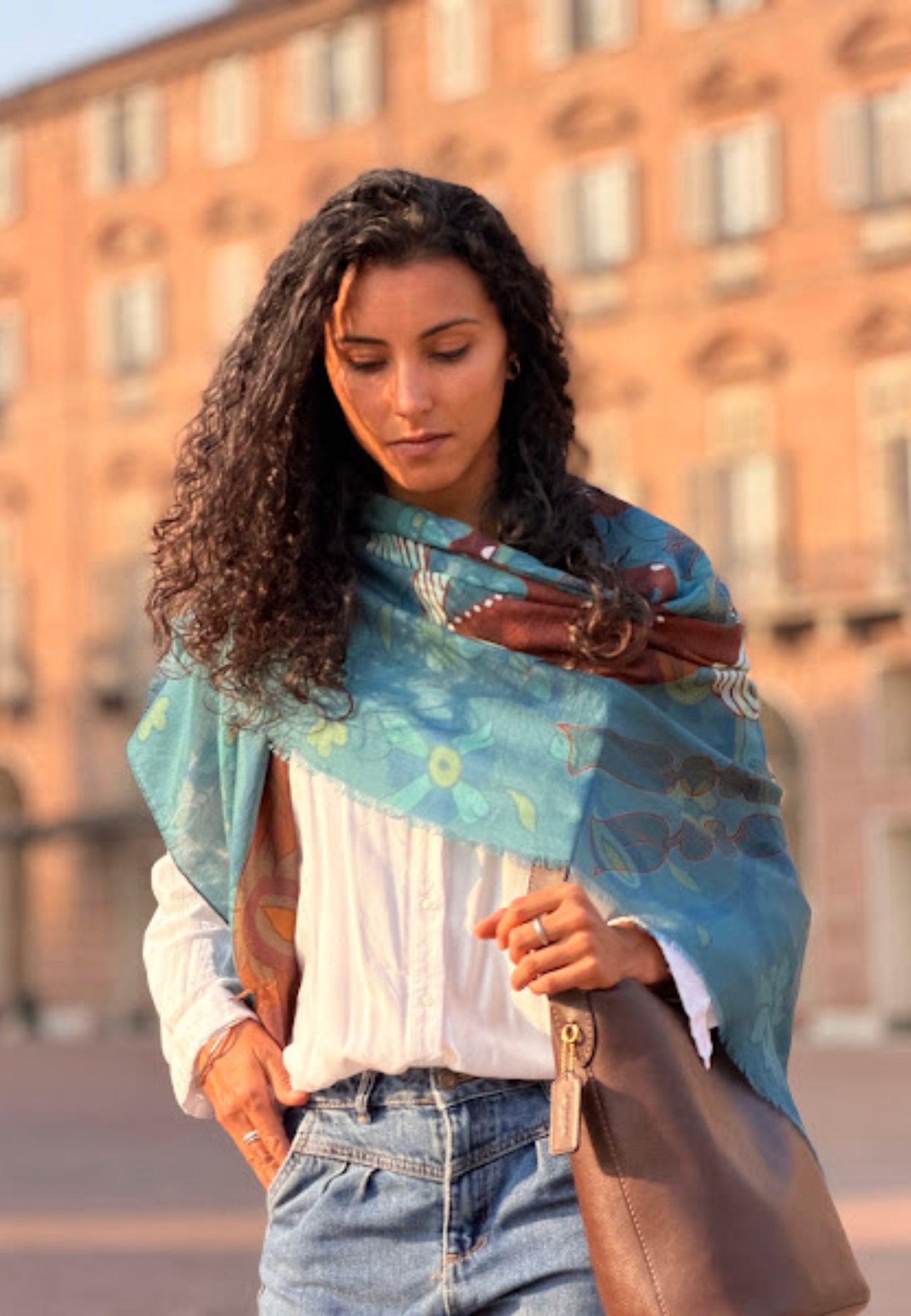 Made in Italy  : Material : Mix of Cashmere Wool Silk