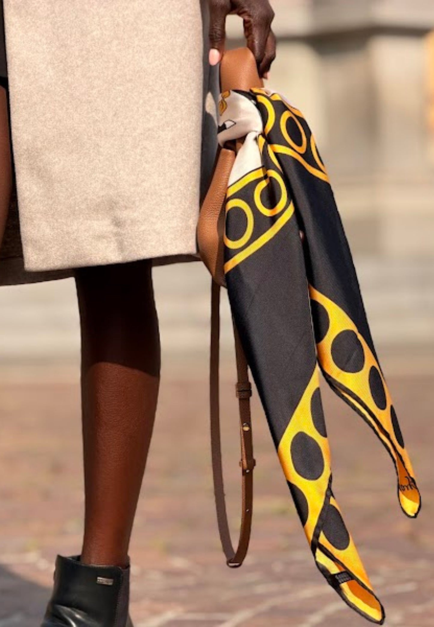 Pari-dar Black Gold silk scarf